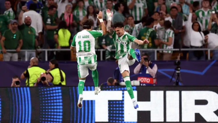 Antony’s house was the target of a violent robbery during a game with FC Porto